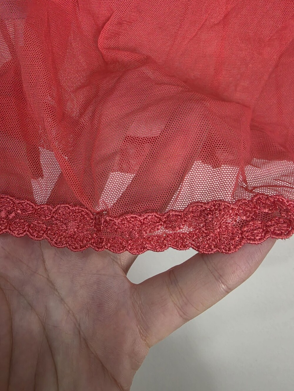Sous Entendus Lace Mesh Camisole Tank Top - Picture 6 of 9